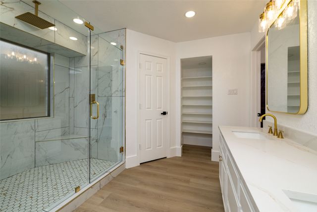 21 Cliffside Drive, Edgecliff Village, TX 76134