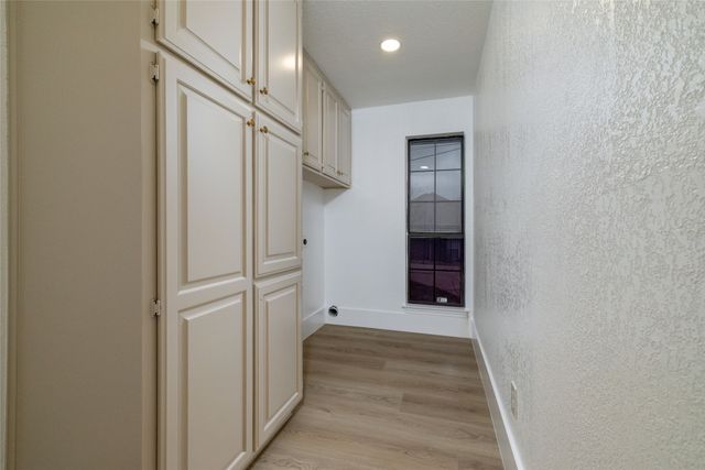 21 Cliffside Drive, Edgecliff Village, TX 76134