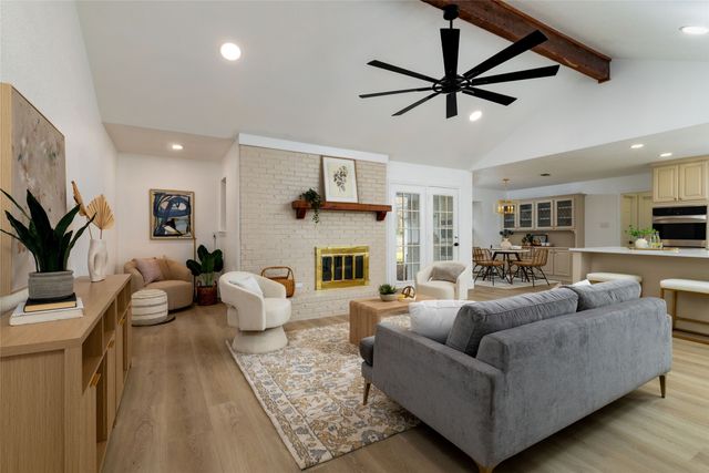 21 Cliffside Drive, Edgecliff Village, TX 76134