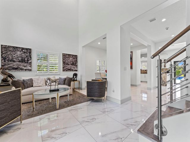 15402 SW 274th St, Homestead, FL 33032