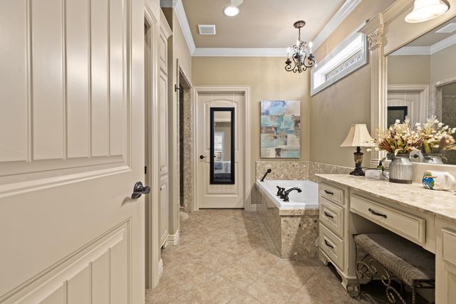 3901 Clarkway Place, Longview, TX 75605