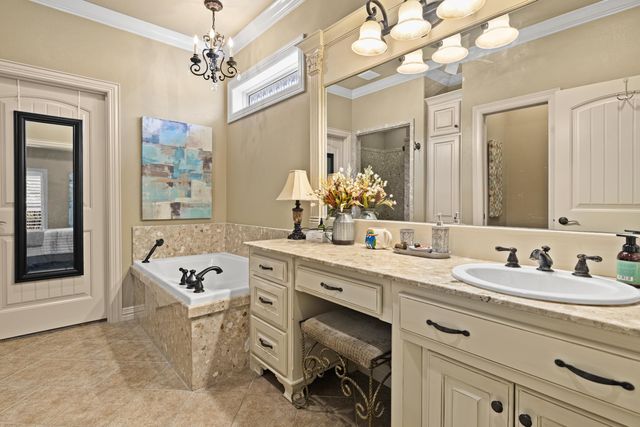 3901 Clarkway Place, Longview, TX 75605