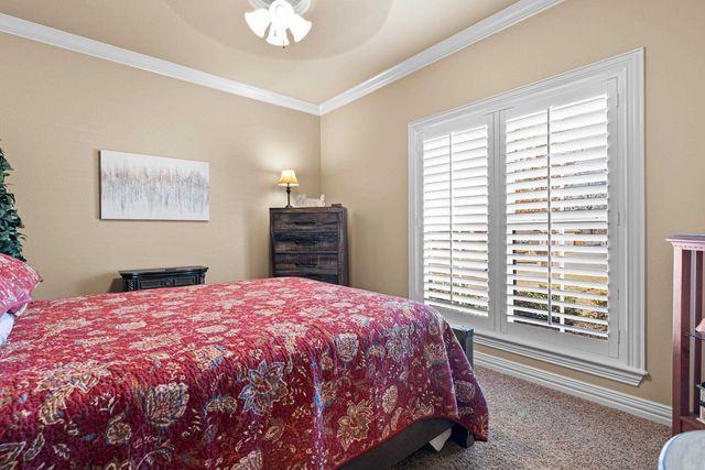 3901 Clarkway Place, Longview, TX 75605