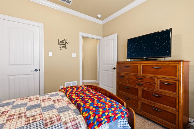 3901 Clarkway Place, Longview, TX 75605