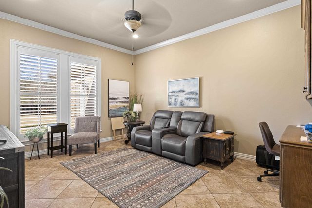 3901 Clarkway Place, Longview, TX 75605