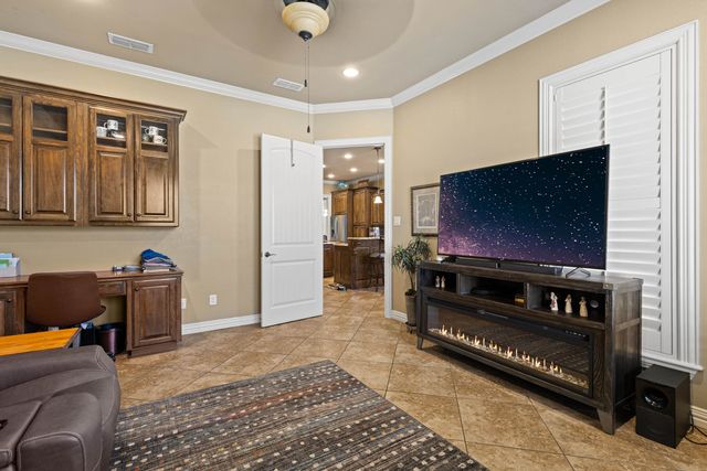 3901 Clarkway Place, Longview, TX 75605