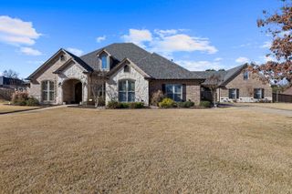 3901 Clarkway Place, Longview, TX 75605