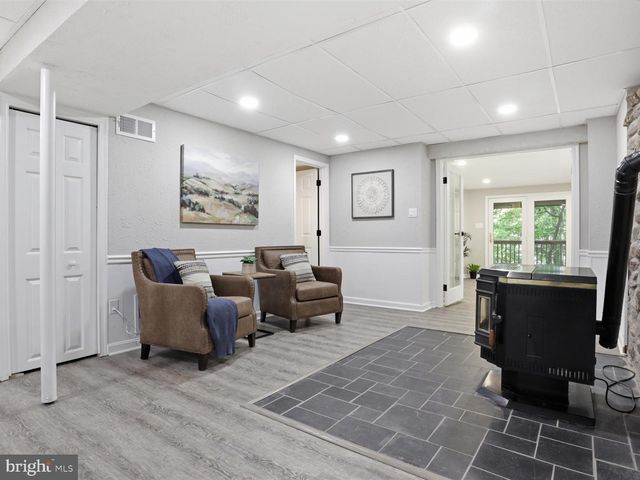 8061 ATHENA ST, Springfield, VA 22153