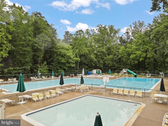 8061 ATHENA ST, Springfield, VA 22153