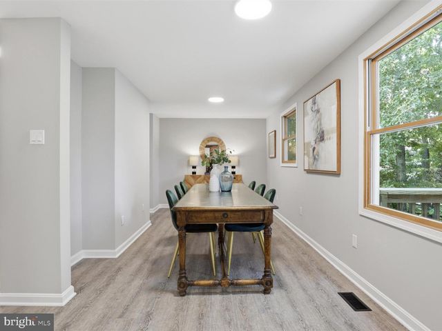 8061 ATHENA ST, Springfield, VA 22153