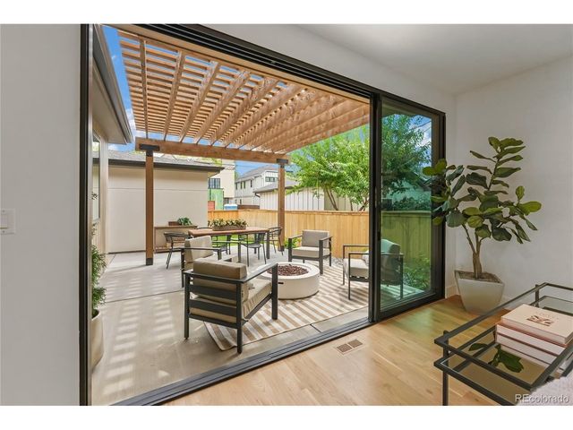 678 S Vine St, Denver, CO 80209