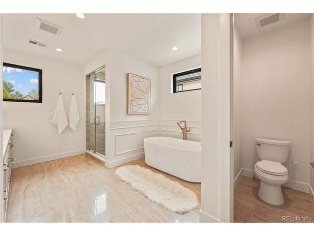 678 S Vine St, Denver, CO 80209