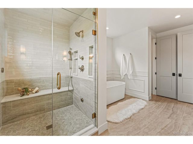 678 S Vine St, Denver, CO 80209