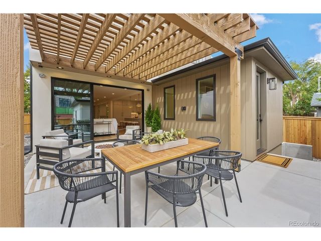 678 S Vine St, Denver, CO 80209