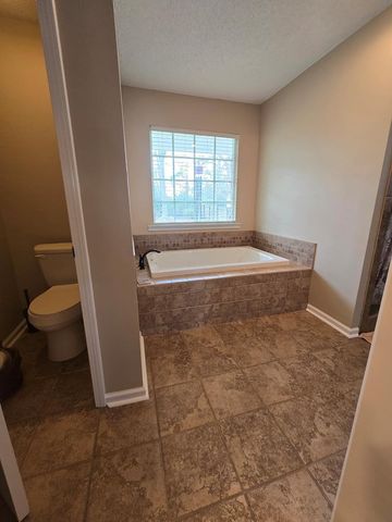 3709 Navajo Trace, Dothan, AL 36305