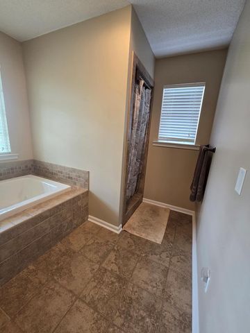 3709 Navajo Trace, Dothan, AL 36305