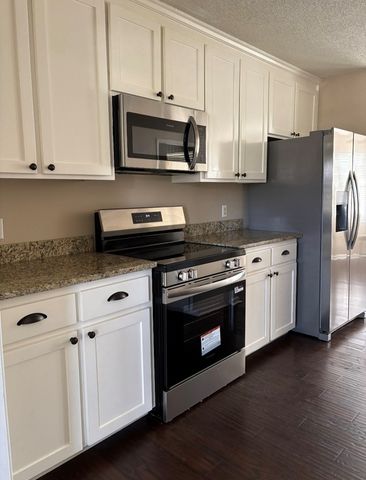 3709 Navajo Trace, Dothan, AL 36305