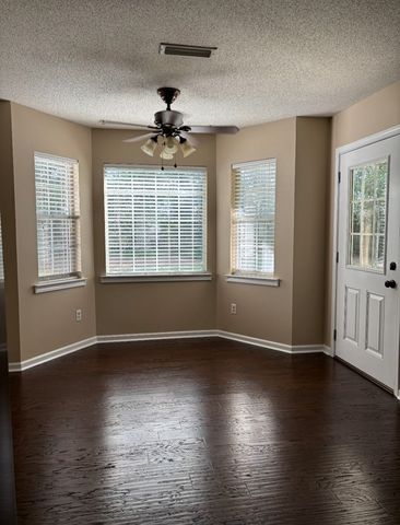 3709 Navajo Trace, Dothan, AL 36305