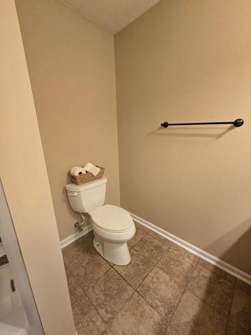 3709 Navajo Trace, Dothan, AL 36305