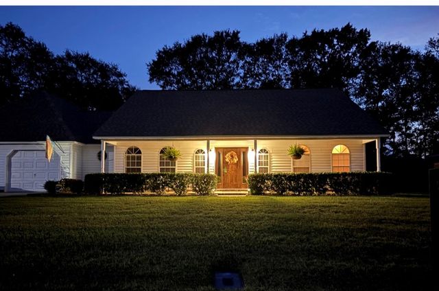 3709 Navajo Trace, Dothan, AL 36305