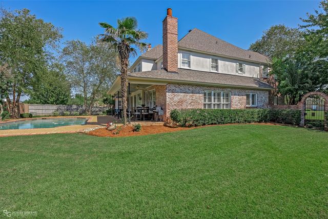 22 Provident Oaks, Bossier City, LA 71111