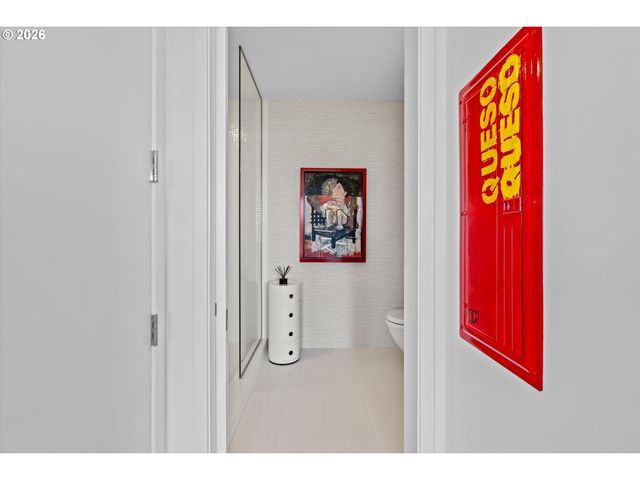 937 Nw GLISAN St 1533, Portland, OR 97209