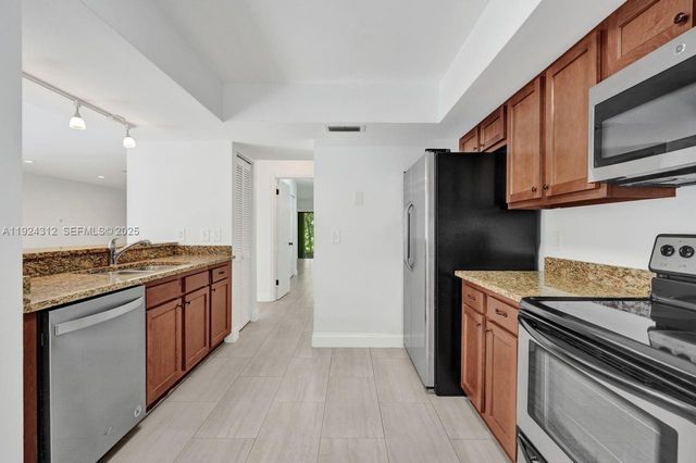 9 S Lakeshore Drive, Hypoluxo, FL 33462