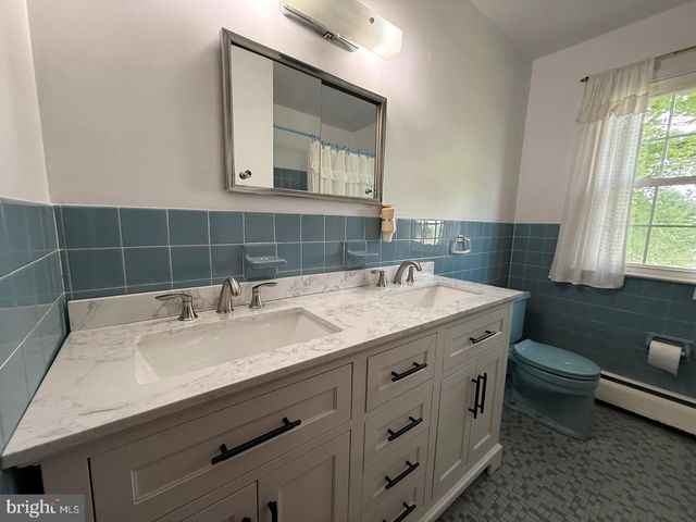 338 REES DR, King Of Prussia, PA 19406