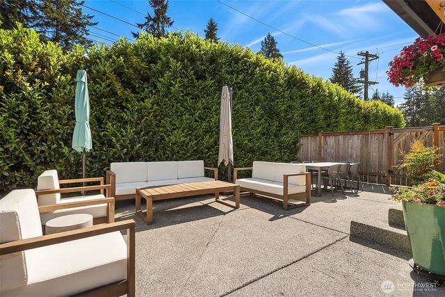 20323 81st Avenue W, Edmonds, WA 98026