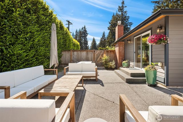 20323 81st Avenue W, Edmonds, WA 98026