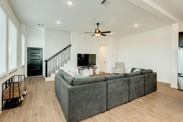 10002 Nectar Path, Rosharon, TX 77583