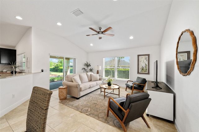 10396 SILVER MAPLE AVENUE, Oxford, FL 34484