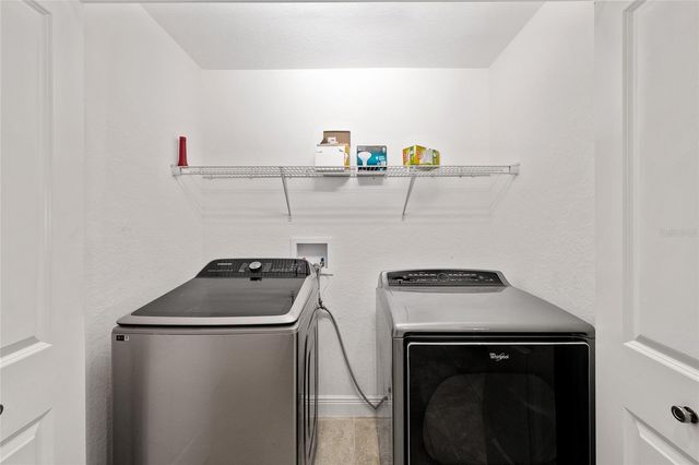 10396 SILVER MAPLE AVENUE, Oxford, FL 34484