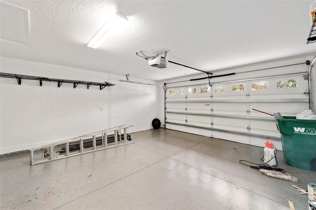 10396 SILVER MAPLE AVENUE, Oxford, FL 34484