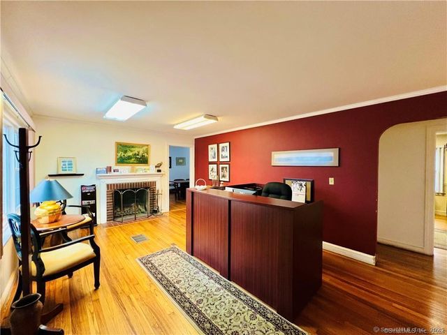 108 Sachem Street, Norwich, CT 06360