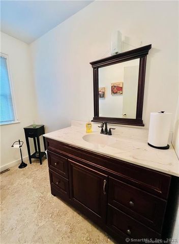 108 Sachem Street, Norwich, CT 06360