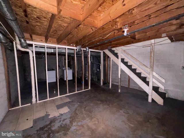 1214 N WOODYEAR ST, Baltimore, MD 21217