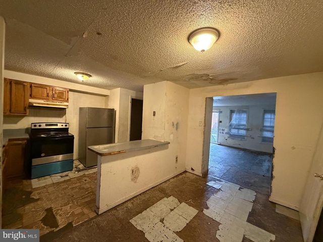 1214 N WOODYEAR ST, Baltimore, MD 21217