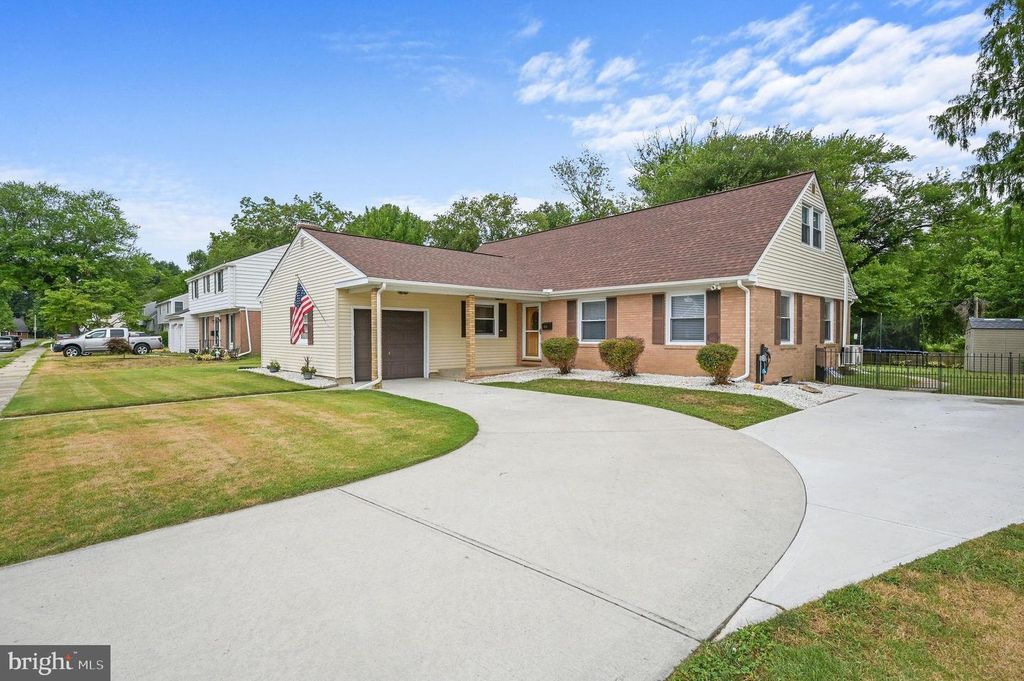 515 WESTWOOD DR, Dover, DE 19904