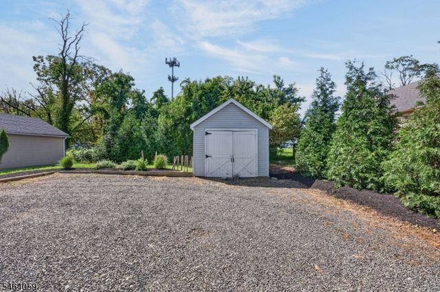 921 N Washington Ave, Green Brook Twp., NJ 08812