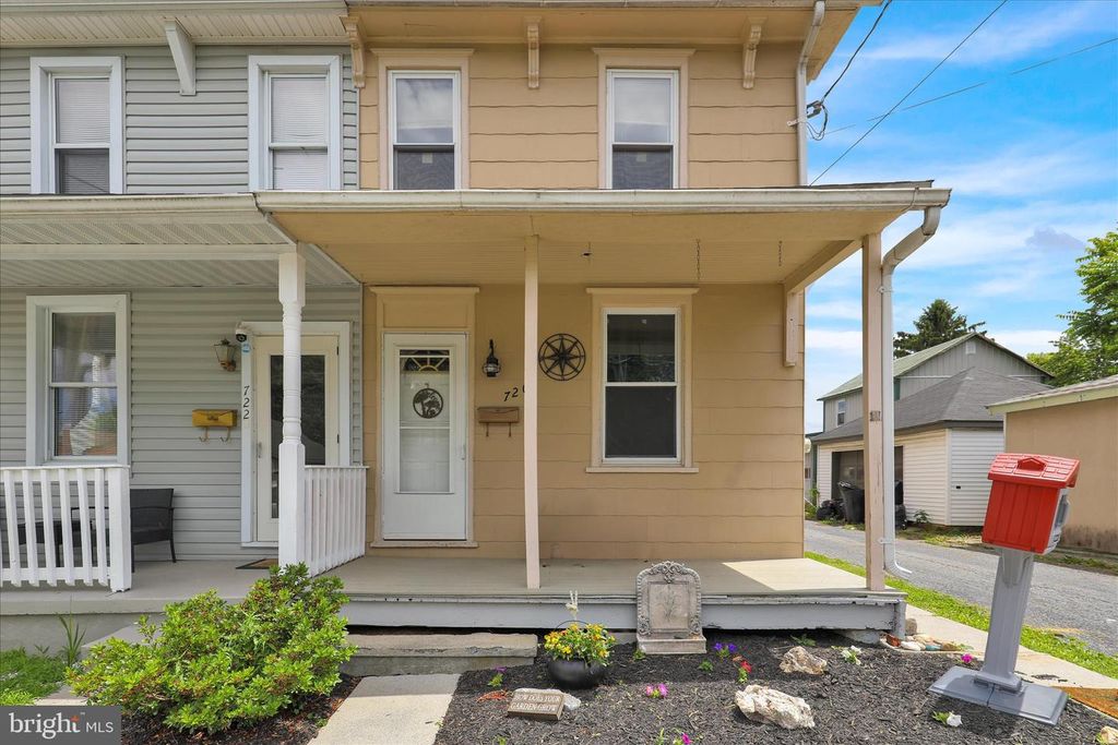 720 N HANOVER ST, Lebanon, PA 17046