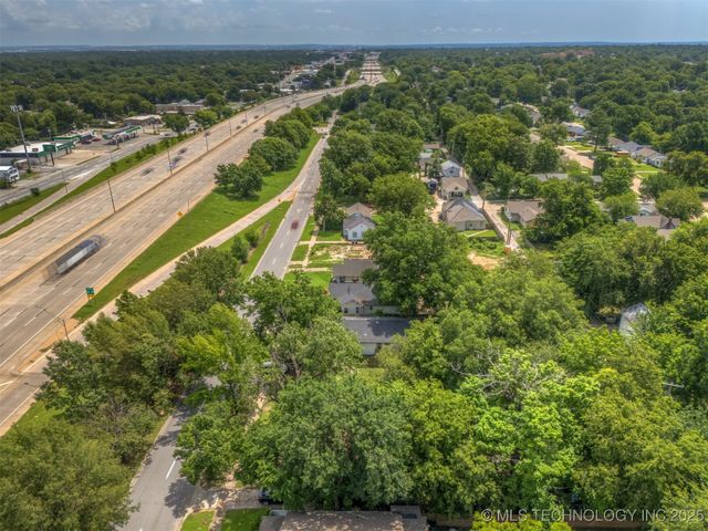2624 E Admiral Boulevard, Tulsa, OK 74110