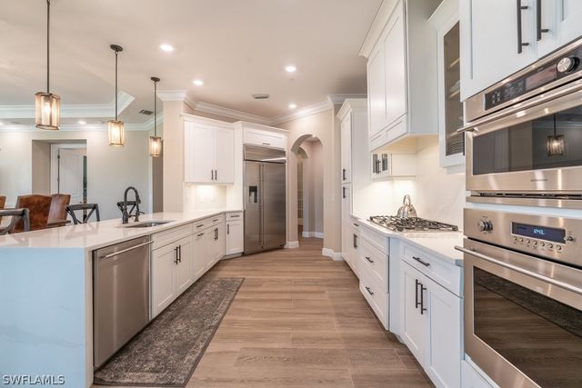 16375 Viansa WAY 102, Naples, FL 34110