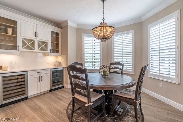 16375 Viansa WAY 102, Naples, FL 34110