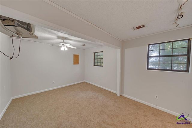 115 S Lake Drive, Perry, GA 31069