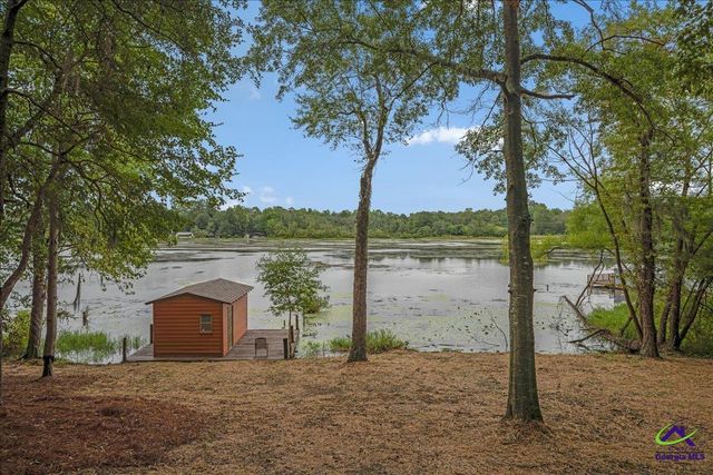 115 S Lake Drive, Perry, GA 31069