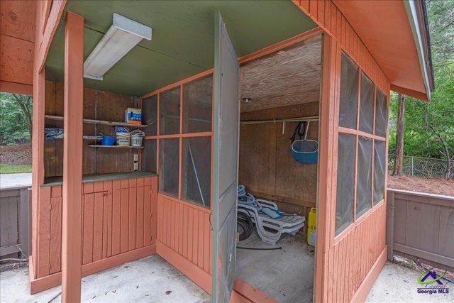 115 S Lake Drive, Perry, GA 31069