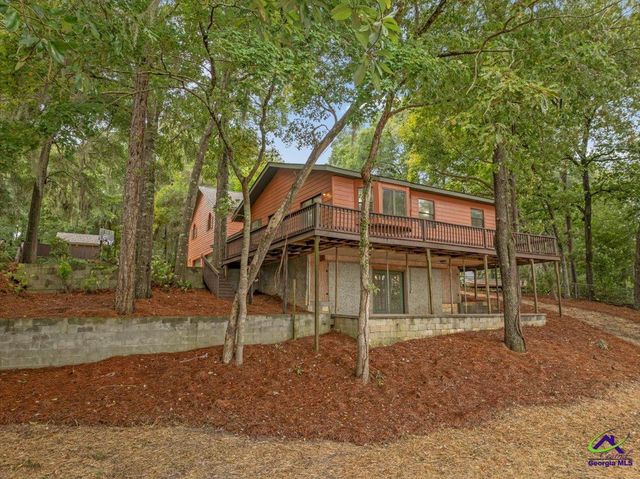 115 S Lake Drive, Perry, GA 31069