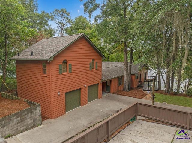 115 S Lake Drive, Perry, GA 31069