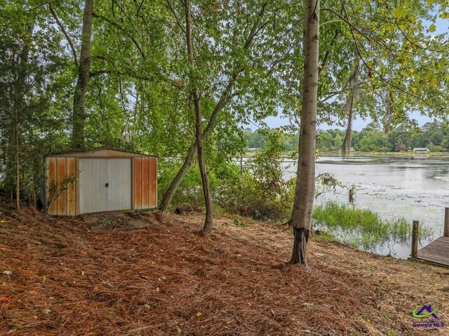 115 S Lake Drive, Perry, GA 31069